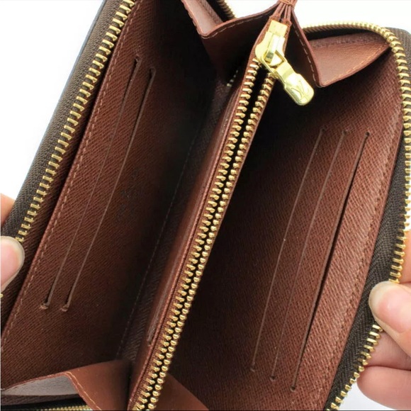Louise Vuitton Monogram Zippy Compact Coated Canvas Brown Wallet - EUC - Picture 6 of 11